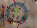 Abrick ecoiffier trein met dieren, Enfants & Bébés, Jouets | Blocs de construction, Comme neuf, Enlèvement, Abrick