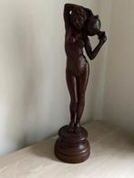 antiek houten beeld, Enlèvement