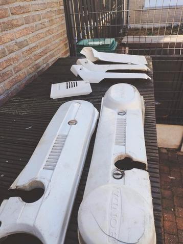 Honda camino  setje  plastiek  beschikbaar voor biedingen