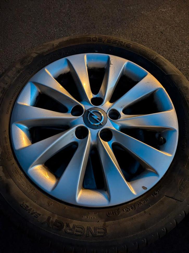 Jeu de 4 jantes alu pour Opel Meriva B, Autos : Divers, Enjoliveurs