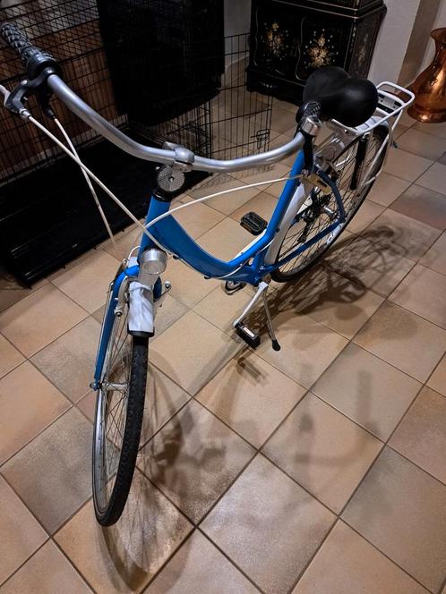meisjesfiets voor jonge dame/ jong volwassene, Fietsen en Brommers, Fietsen | Dames | Moederfietsen, Zo goed als nieuw, Ophalen of Verzenden