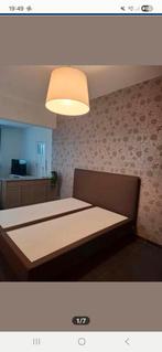 Lit Beka 180 200 cm, parfait état, couleur expresso, Maison & Meubles, Chambre à coucher | Chambres à coucher complètes, Enlèvement