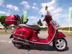 piaggio vespa gts 300 "touring, 9000 km", Scooter, 300 cc, Bedrijf, 1 cilinder