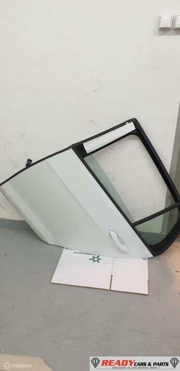 GOLF 7 LINKS ACHTER LINKSACHTER DEUR PORTIER LC9A pure white beschikbaar voor biedingen
