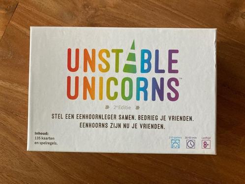 Spel Unstable Unicorns, Hobby en Vrije tijd, Gezelschapsspellen | Kaartspellen, Zo goed als nieuw, Ophalen of Verzenden