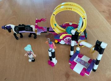 Lego Friends nr. 41686 Magische acrobatiek compleet beschikbaar voor biedingen