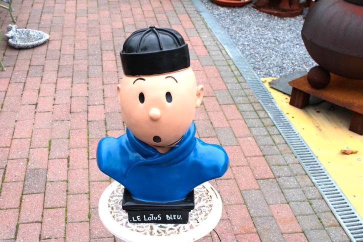 TINTIN buste , le lotus bleu , statue ., Collections, Personnages de BD, Neuf, Statue ou Figurine, Tintin, Enlèvement ou Envoi