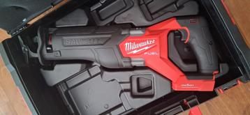 Scie Sabre Milwaukee M18 fuel moteur Bruschless neuve  beschikbaar voor biedingen