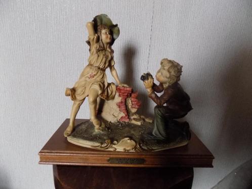 diverse siervoorwerpen in biscuit, Antiek en Kunst, Antiek | Keramiek en Aardewerk, Ophalen of Verzenden