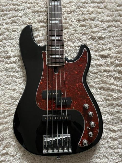 Marcus Miller P7 Alder 5 Black 2nd Gen, Muziek en Instrumenten, Snaarinstrumenten | Gitaren | Bas, Zo goed als nieuw, Elektrisch
