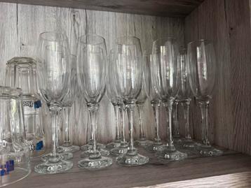 Cava glazen beschikbaar voor biedingen