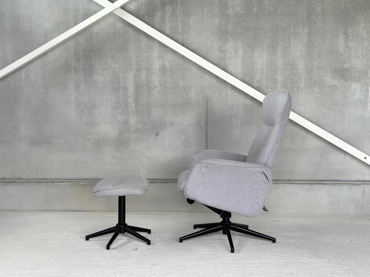 Relaxzetel met voetbank, Antiek en Kunst, Antiek | Meubels | Stoelen en Sofa's, Ophalen