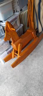 Schommelpaard, Ophalen