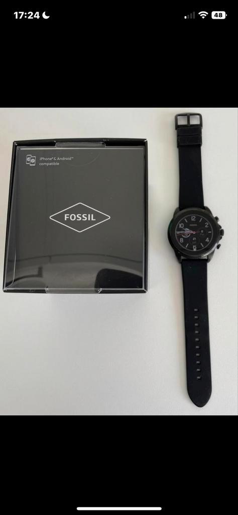 Fossil Gen 6 smartwatch, Handtassen en Accessoires, Smartwatches, Zo goed als nieuw, iOS, Conditie