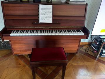 Piano C Bachfeld avec tabouret, Musique & Instruments, Pianos, Enlèvement, Utilisé, Brun, Piano