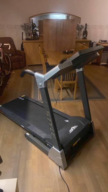 Loopband Electrisch beschikbaar voor biedingen