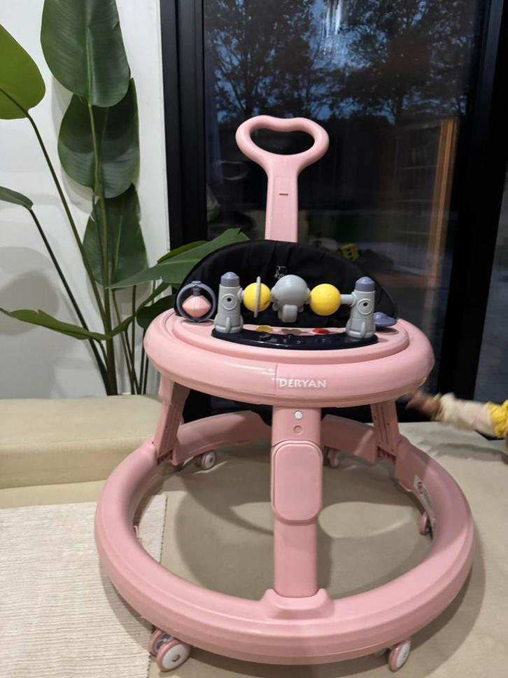 Deryan mover loopstoel inclusief duwstang roze, Kinderen en Baby's, Speelgoed | Speeltafels, Zo goed als nieuw, Ophalen