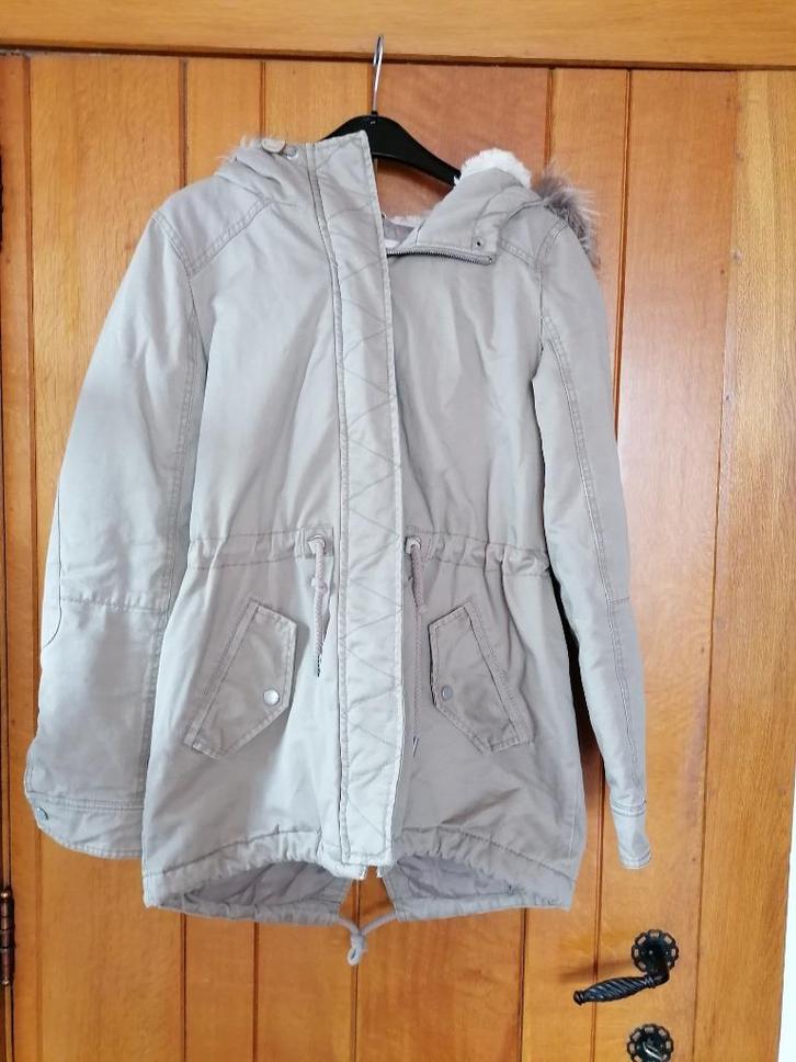 Manteau beige bien chaud Taille M, Vêtements | Femmes, Vestes | Hiver, Porté, Beige, Enlèvement ou Envoi