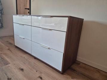 Commode/ ladekast beschikbaar voor biedingen