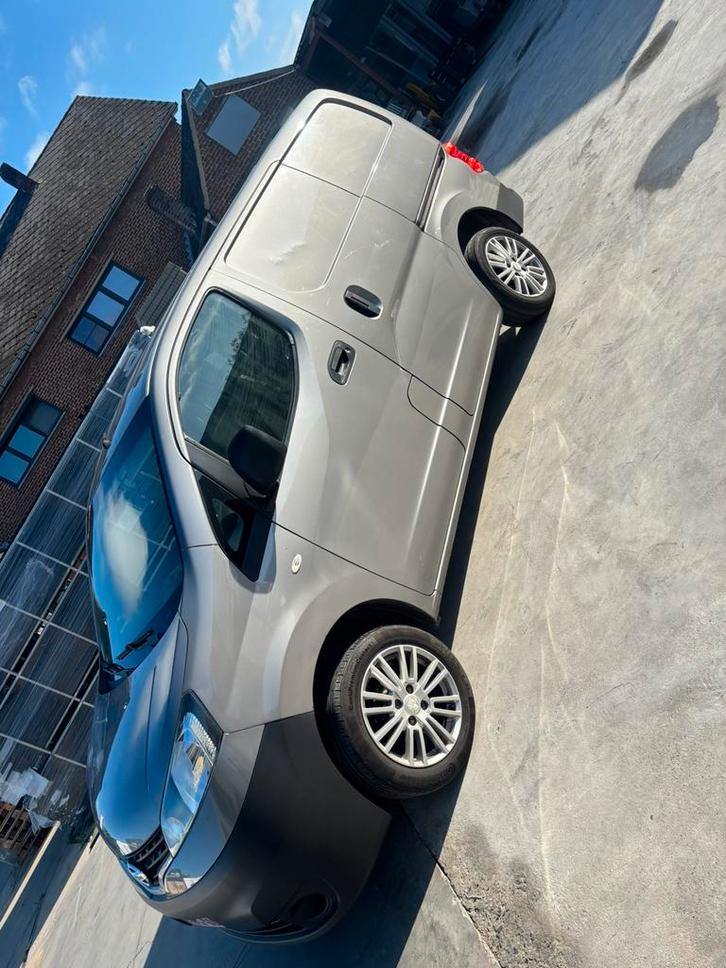 Nissan nv 200, Auto's, Nissan, Particulier, NV200 Evalia, Radio, Diesel, Euro 5, Overige carrosserie, Handgeschakeld, Ophalen