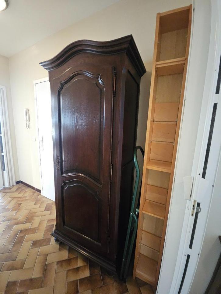 Mooie houten jas- of halkast te koop – Compact en stijlvol!, Huis en Inrichting, Kasten | Overige, Zo goed als nieuw, Ophalen