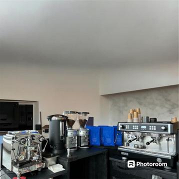 Mobiele Koffiebar werkruimte op maat met stopcontacten beschikbaar voor biedingen