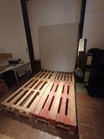 Matras 1m70/2m + pallets op twee verdiepingen, Ophalen, Gebruikt, Matras, 200 cm