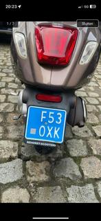 Vespa Primavera 2015, Fietsen en Brommers, Scooters | Vespa, Ophalen, Overige modellen, Klasse A (25 km/u), Zo goed als nieuw