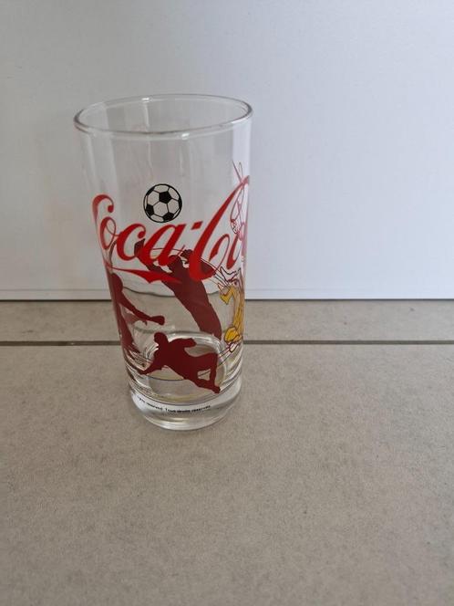 glas Coca Cola, Huis en Inrichting, Keuken | Servies, Zo goed als nieuw, Glas of Glazen, Glas, Ophalen of Verzenden