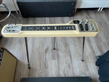 Guyatone steelguitar HG-306 beschikbaar voor biedingen