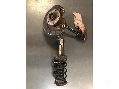 Schokdemperpoot links-voor van een Volkswagen Tiguan, Auto-onderdelen, Ophanging en Onderstel, Volkswagen, Gebruikt, 3 maanden garantie