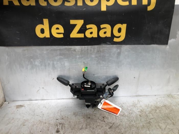 Commutateur combi colonne de direction d'un Opel Corsa, Autos : Pièces & Accessoires, Tableau de bord & Interrupteurs, Opel, Utilisé