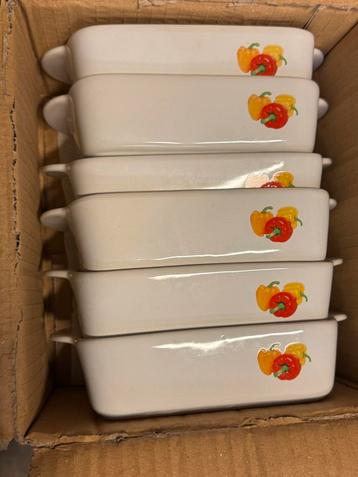 Te koop: Set keramische ovenschaaltjes beschikbaar voor biedingen