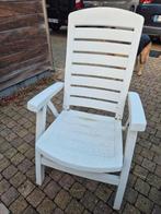 Set van 4 tuinstoelen, ligbedden en tafel, Tuin en Terras, Ophalen, Gebruikt, Plastic, Inklapbaar