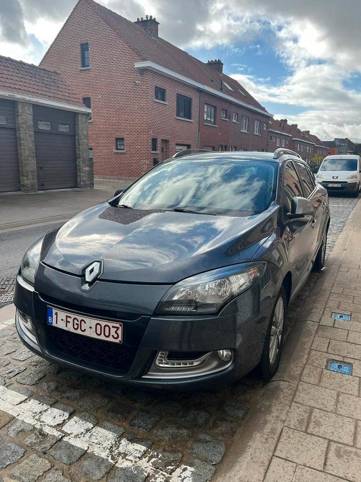 Renault Mégane 2013 Nieuwe distributieriem & remmen 223000km, Auto's, Renault, Particulier, Airbags, Bluetooth, Cruise Control