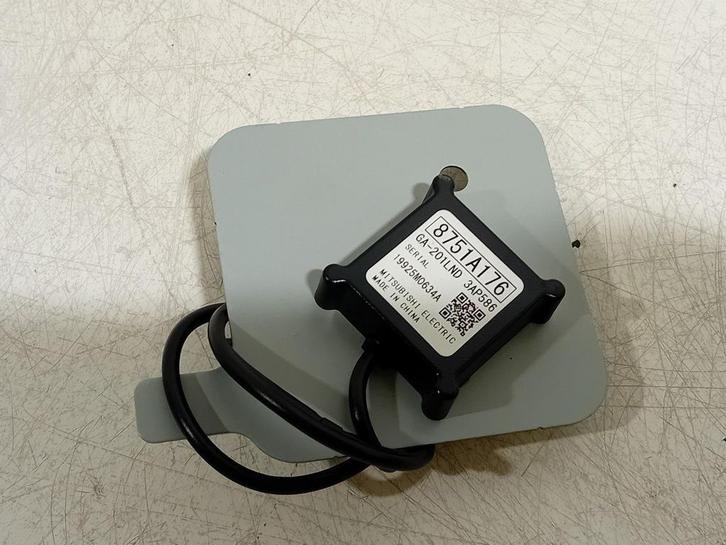 Antenne Mitsubishi Outlander, Auto diversen, Autoradio's, Ophalen of Verzenden