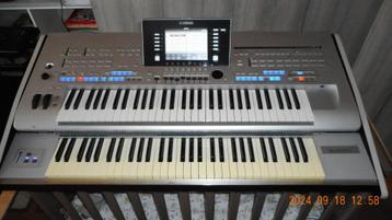 Yamaha Tyros 4 