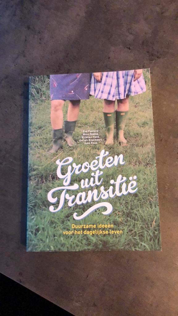 Eva Peeters - Groeten uit Transitië, Boeken, Politiek en Maatschappij, Zo goed als nieuw, Ophalen of Verzenden