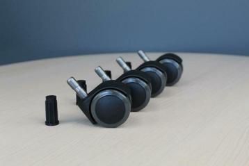 Nieuwe Montis Charly / Chaplin Wielen - Losse Set beschikbaar voor biedingen