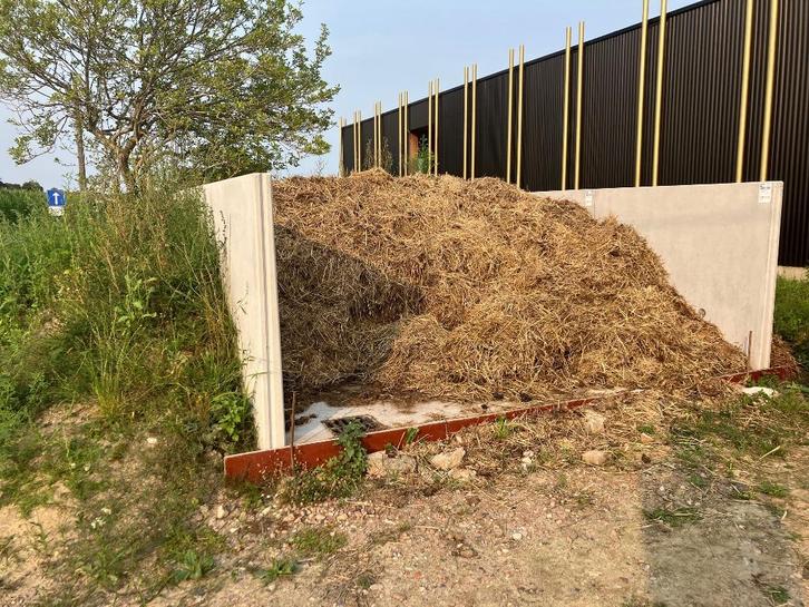 Gratis paardenmest, Tuin en Terras, Aarde en Mest, Mest, Ophalen