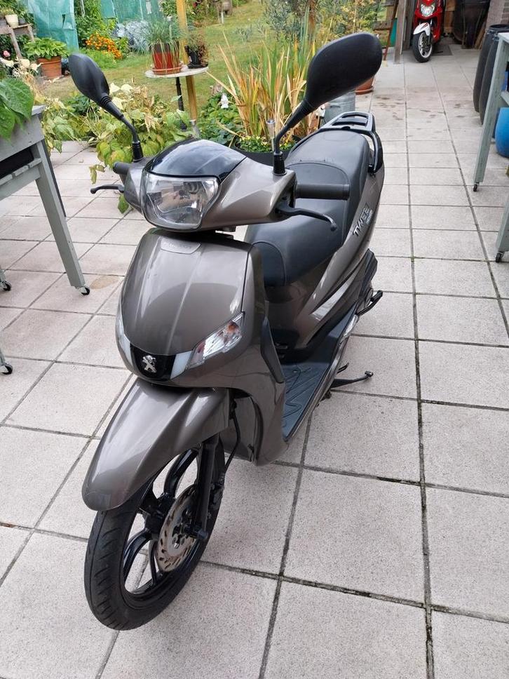 Peugeot Tweet EVO 4T 50cc. 25km/h. Klasse A., Fietsen en Brommers, Brommers | Peugeot, Gebruikt, Overige modellen, Klasse A (25 km/u)