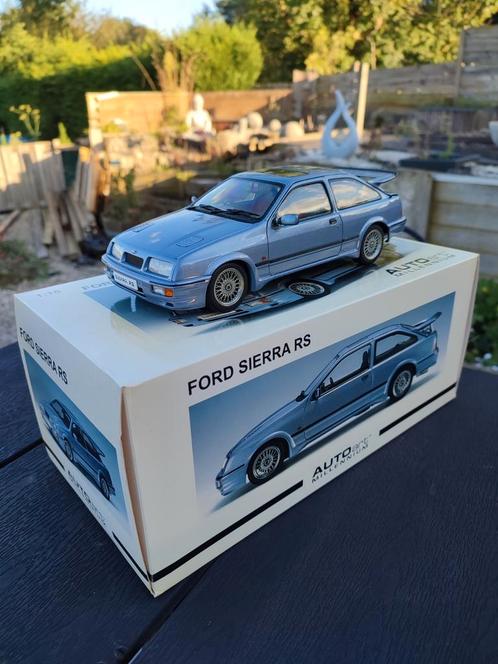 Ford Sierra RS 1/18 Autoart millennium, Hobby & Loisirs créatifs, Voitures miniatures | 1:18, Comme neuf, Voiture, Autoart, Enlèvement ou Envoi