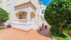 TE KOOP — Geweldige kans in Torrevieja! 3 kamers, Torrevieja, Spanje, Woonhuis, 3 kamers