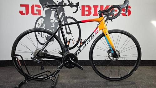 Racefiets Merida Scultura 5000 disc Bahrain Mclaren carbon, Hobby en Vrije tijd, Overige Hobby en Vrije tijd, Zo goed als nieuw
