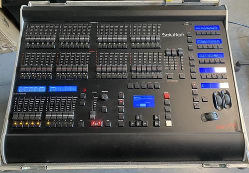 Zero88 Solution desk DMX, Muziek en Instrumenten, Theaterbelichting, Gebruikt, Ophalen