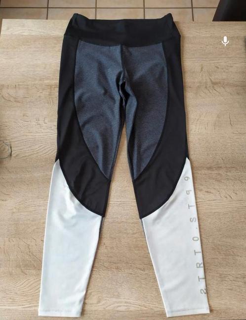 Legging de sport H&M taille M, Vêtements | Femmes, Vêtements de sport, Porté, Fitness ou Aérobic, Taille 38/40 (M), Blanc, Enlèvement ou Envoi