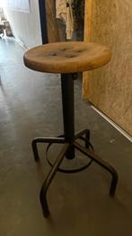 4 vintage barkrukjes te koop, Huis en Inrichting, Ophalen, In hoogte verstelbaar, Gebruikt, Hout