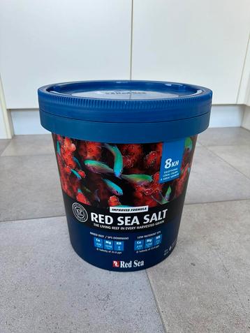 Red Sea zeezout Blue (+-18kg) en Red Sea Coral Pro (7kg) beschikbaar voor biedingen