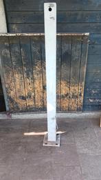 2 ijzeren palen, Doe-het-zelf en Bouw, Metalen, Ophalen of Verzenden, Gebruikt