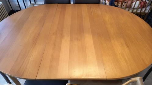 Table ronde/ovale en bois, Maison & Meubles, Tables | Tables à manger, Utilisé, 100 à 150 cm, Cinq personnes ou plus, Ovale, Enlèvement